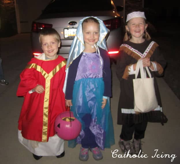saint costumes for halloween